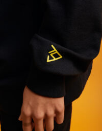 blackyellowthisside_hoodie3